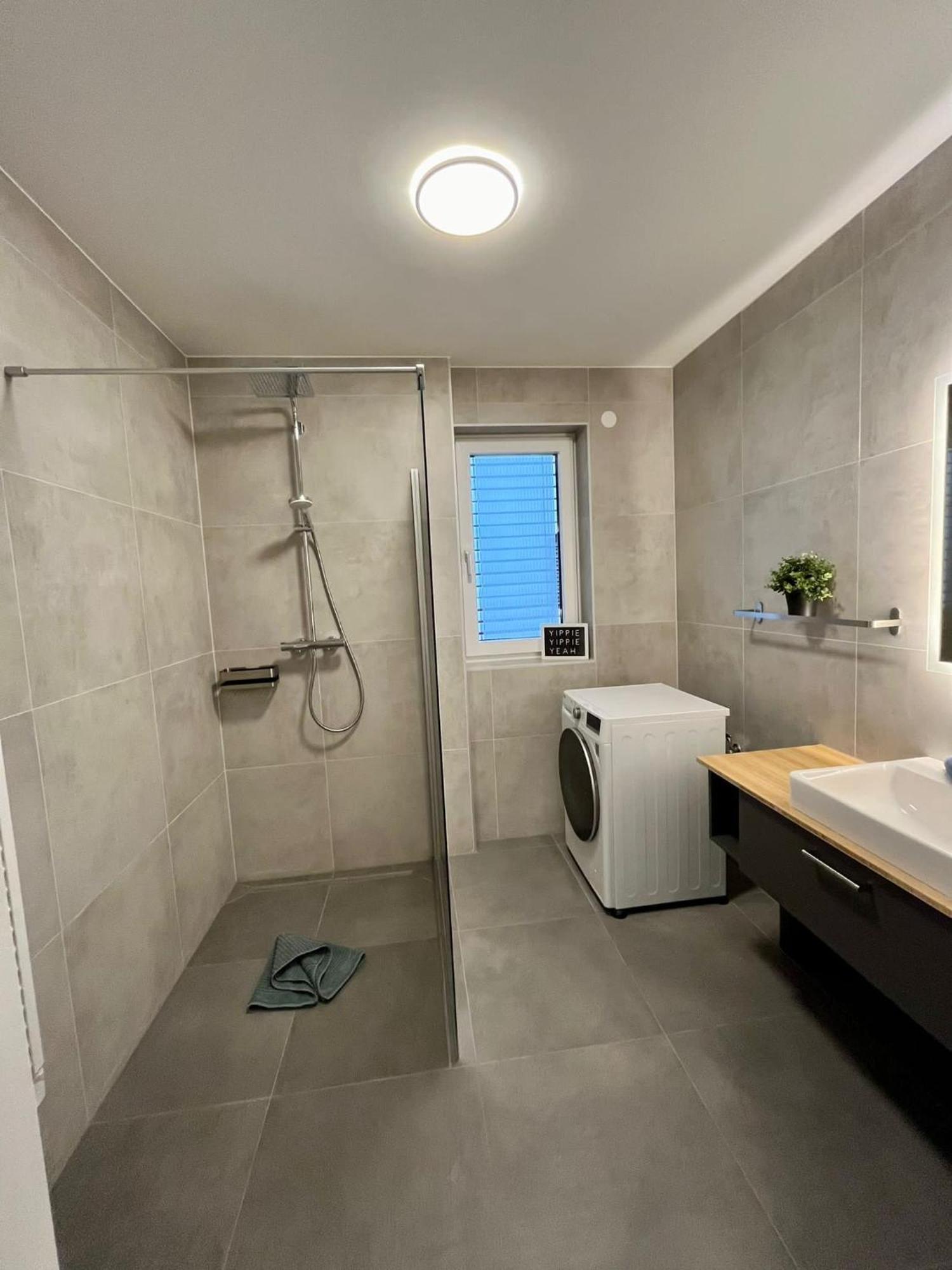 Ferienwohnung Mit Seeblick - Ossiacher See Gerlitzen Sattendorf Exteriér fotografie